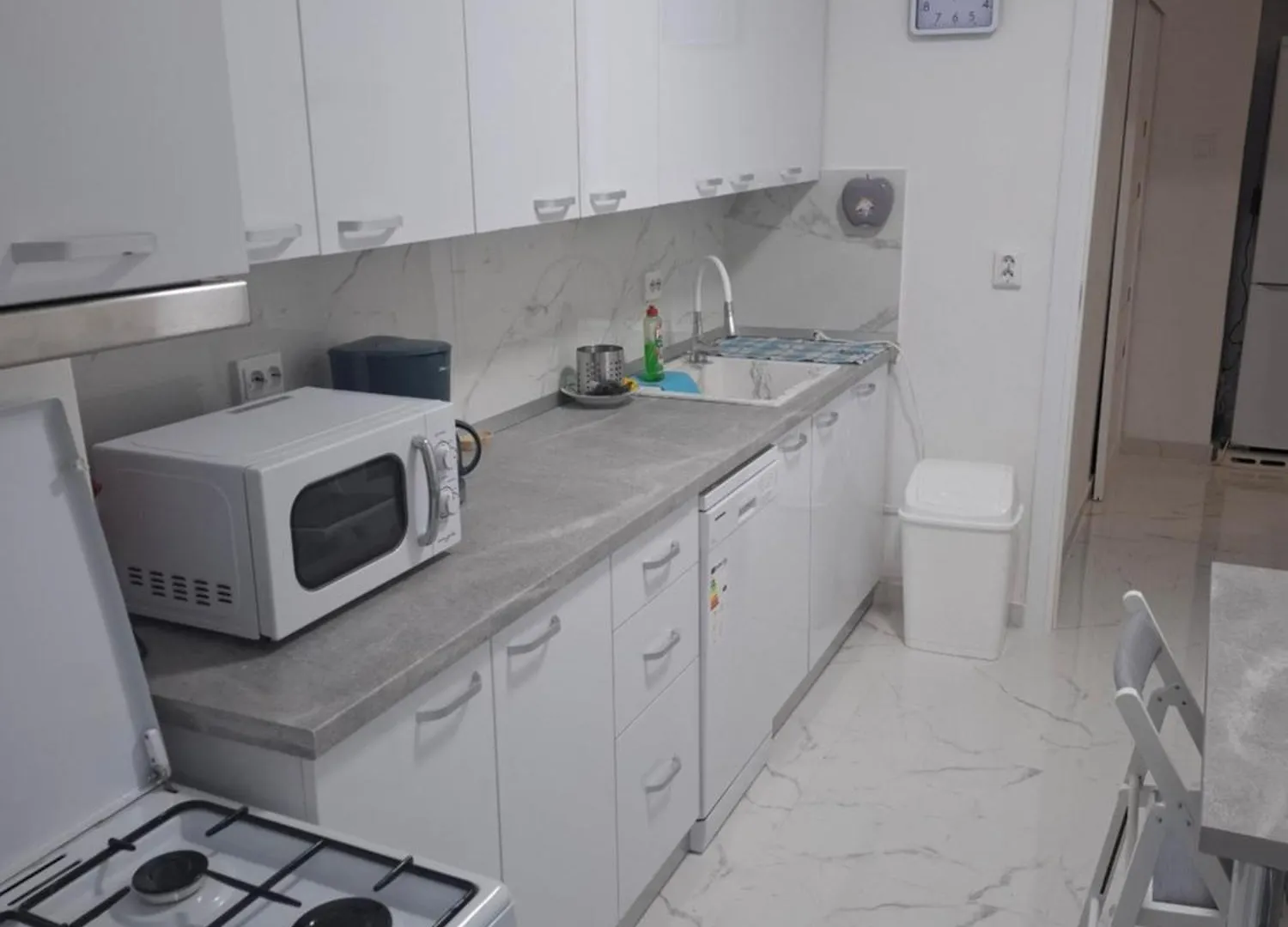 Apartment, 3 rooms, nearby Piata Victoriei and Gara de Nord Bucharest Apartment